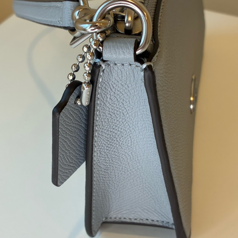 Coach Pouch Bag Sky Blue Leather - Picture 4 of 9